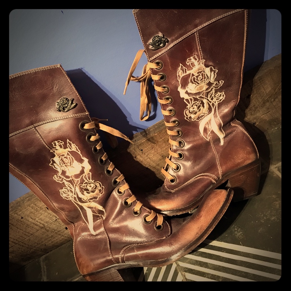Mark Nason 🦄 unicorn boots